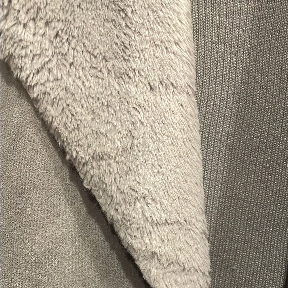 Gray Vest - image 3
